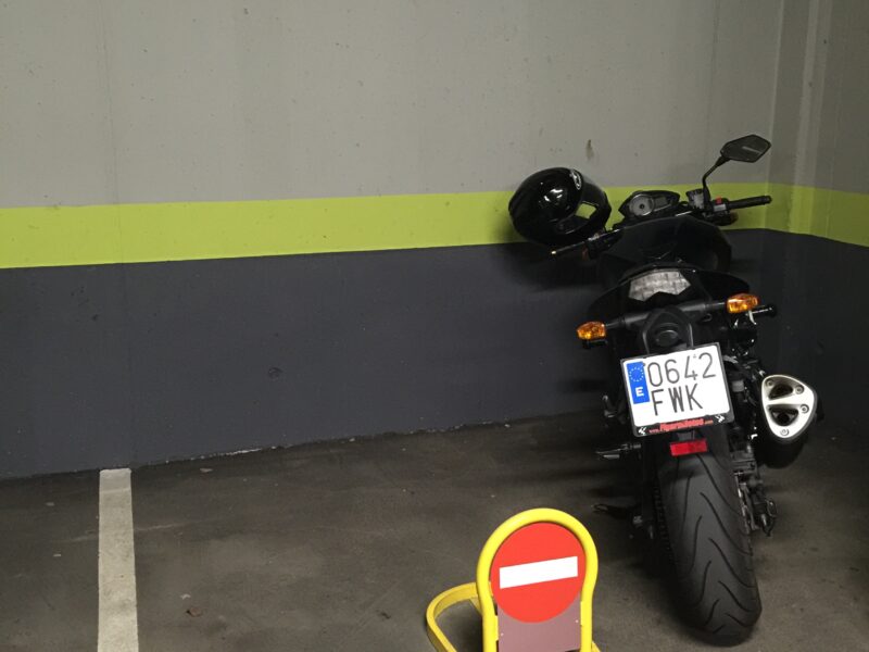 Alquiler de garajes para moto en Piovera